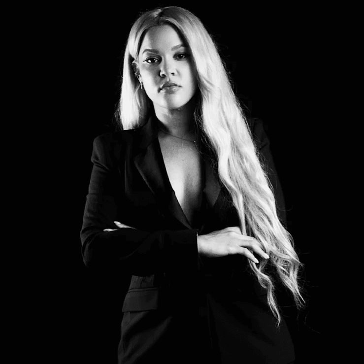 Noemie Arias Portrait
